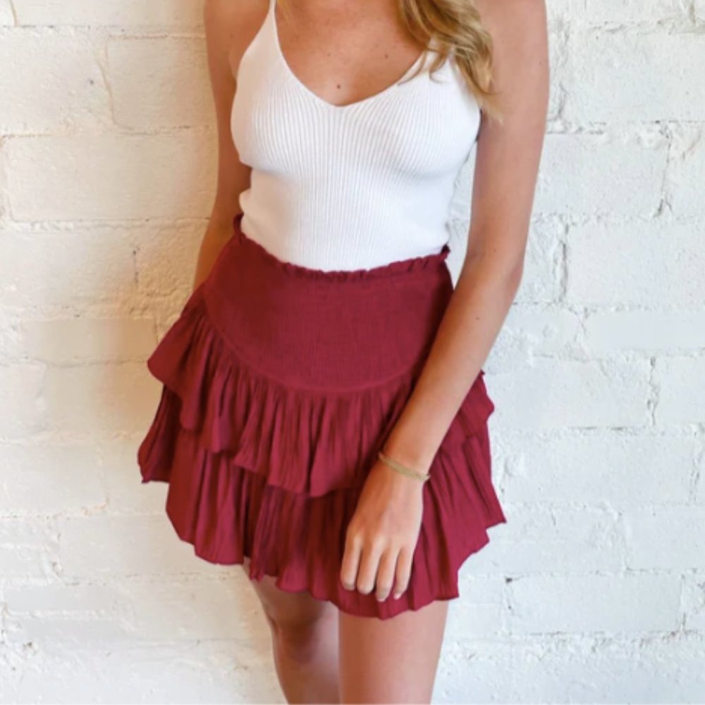 VESTIQUE Smocked Waist Red Ruffle Skort